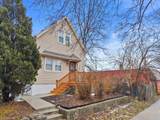 2010 31st St - Photo 3