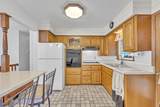 153 Maple Ave - Photo 3