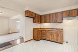 702 38th St - Photo 3