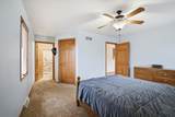 1203 Schuman Dr - Photo 17