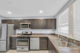 1528 Thurston Ave - Photo 4