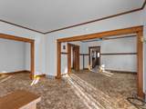 923 8th St - Photo 10