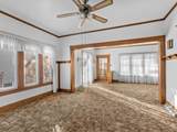 923 8th St - Photo 14