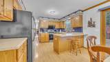 1145 Carriage Cir - Photo 4