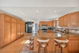 2135 Shore Dr - Photo 15