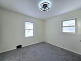 8114 Congress St - Photo 22