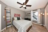 326 Kettle Moraine Dr - Photo 17