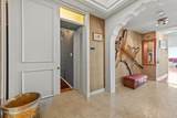 1919 Summit Ave - Photo 10