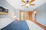 530 Silverbrook Dr - Photo 16