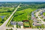 1330 Prairie Creek Blvd - Photo 3