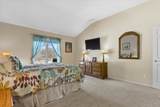 N54W16684 Ravenwood Dr - Photo 16