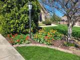 N54W16684 Ravenwood Dr - Photo 47