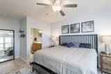 4 Gaslight Dr - Photo 32