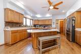 1420 Country Club Ln - Photo 18