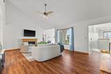 W398N5975 Autumn Woods Dr - Photo 4