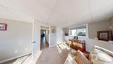 285 Greenfield Ave - Photo 13