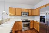 2422 Fox River Pkwy - Photo 8
