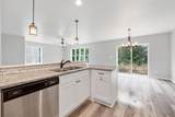 2105 Daisy Dr - Photo 8