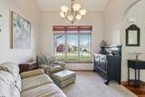 987 Prairieview Cir - Photo 14
