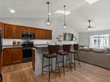 558 Pickett St St - Photo 6