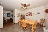 530 Silverbrook Dr - Photo 9