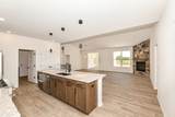 405 Kensington Ct - Photo 14