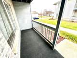907 Fox Creek Dr - Photo 3
