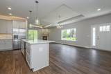 7031 Stonewood Ln - Photo 6