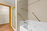 986 Oconomowoc Pkwy - Photo 18