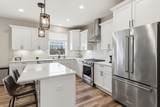 520 Edgewater Dr - Photo 11