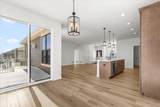 674 Mary Way - Photo 7