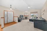1084 Quinlan Dr - Photo 4