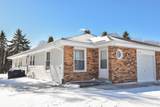 N101W15725 Council Bluffs Dr - Photo 28