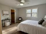 975 Manor Dr - Photo 15