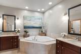 541 Erie St - Photo 32