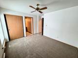 300 Foxwood Dr - Photo 14