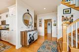 8111 Harbor Ln - Photo 13