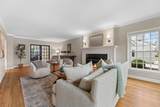 5050 Lake Dr - Photo 10