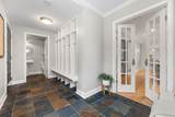 5050 Lake Dr - Photo 32