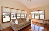 1040 Lansdowne Ct - Photo 8