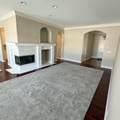 W233N3088 Oakmont Ct - Photo 4