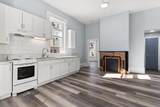 920 Main St - Photo 11