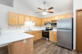 330 Tyranena Park Rd - Photo 20