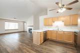 330 Tyranena Park Rd - Photo 8