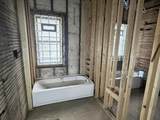 2334 9th St - Photo 4