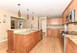 8801 Hart Dr - Photo 17