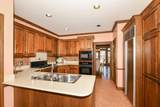 530 Park Cir - Photo 17