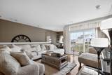 1052 Stratford Ct - Photo 8