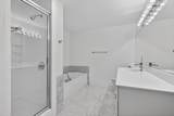 1515 Van Buren St - Photo 22