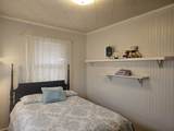 956 Circle Dr - Photo 12